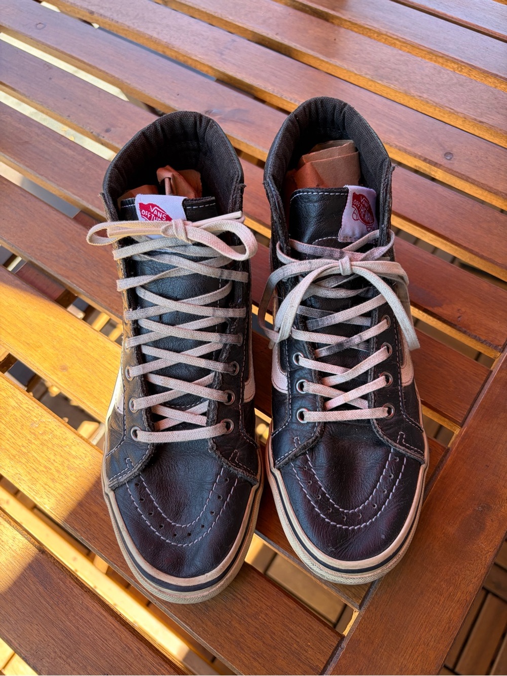 Vans High-Top Sneakers in Black and Pink